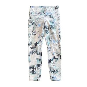 Athleta Womens Leggings M Tight Floral Blue White Elation
Crop Pants.